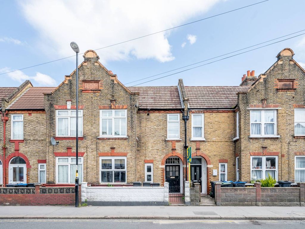 2 bed semidetached house for sale in Melfort Road, Thornton Heath CR7