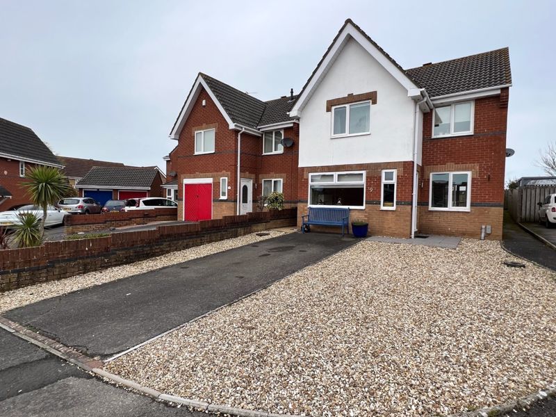 3 bed detached house for sale in Showle Acre, Rhoose, Barry CF62 Zoopla
