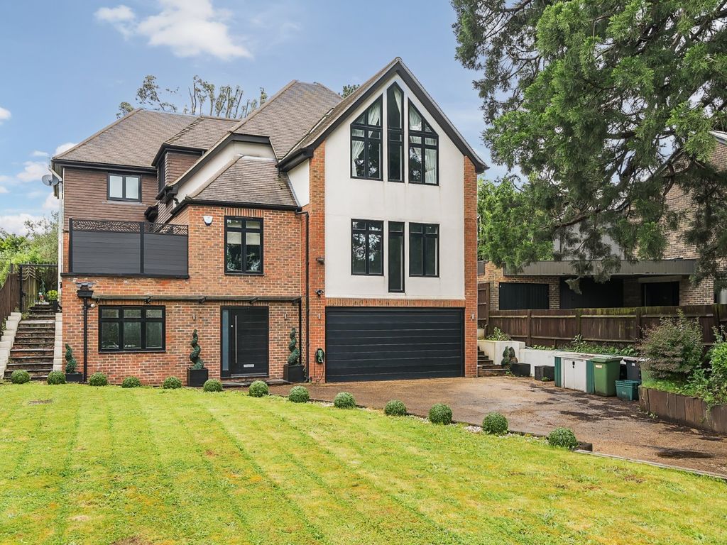 5 bed detached house for sale in Sundridge Avenue, Bromley BR1, £