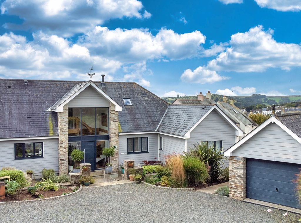4 bed detached house for sale in Fosse Road, Kingsbridge TQ7, £995,000 Zoopla