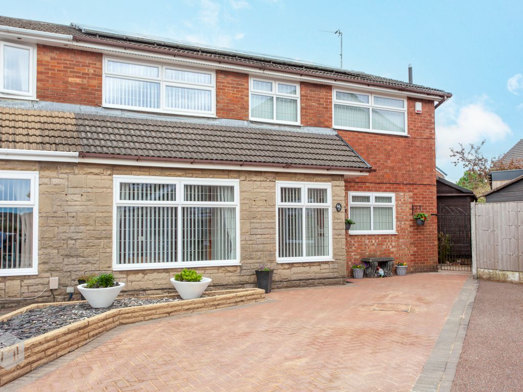 4 bed semidetached house for sale in Winston Close, Radcliffe, Manchester, Greater Manchester