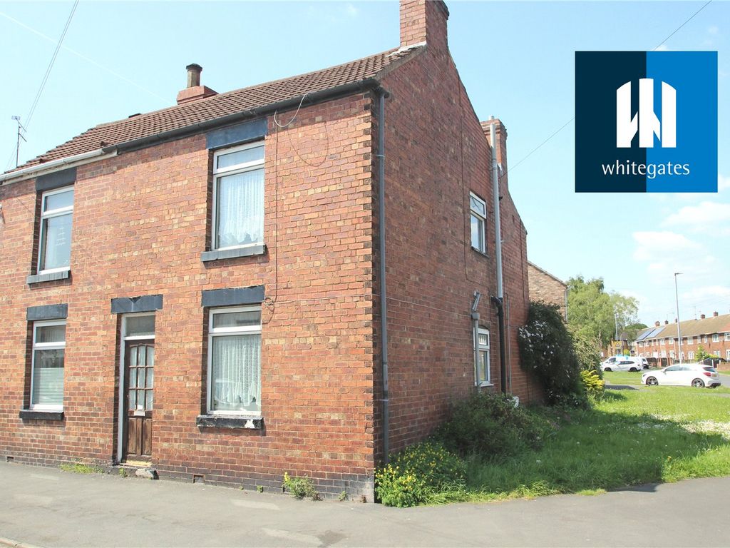 2 bed semidetached house for sale in Cow Lane, Knottingley, West