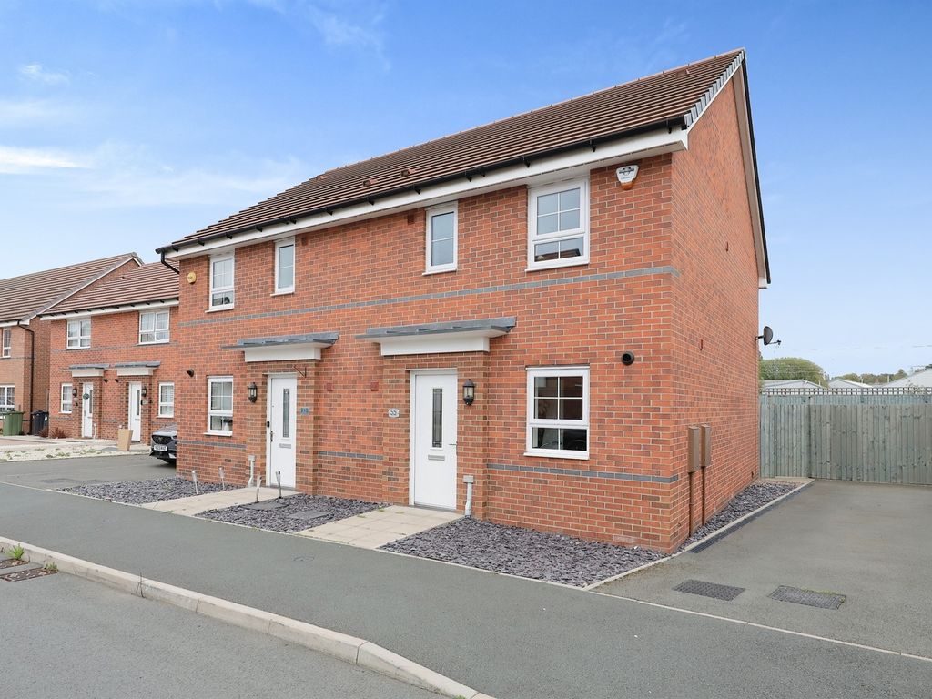 3 bed semidetached house for sale in Goodwood Drive, Akron Gate Oxley