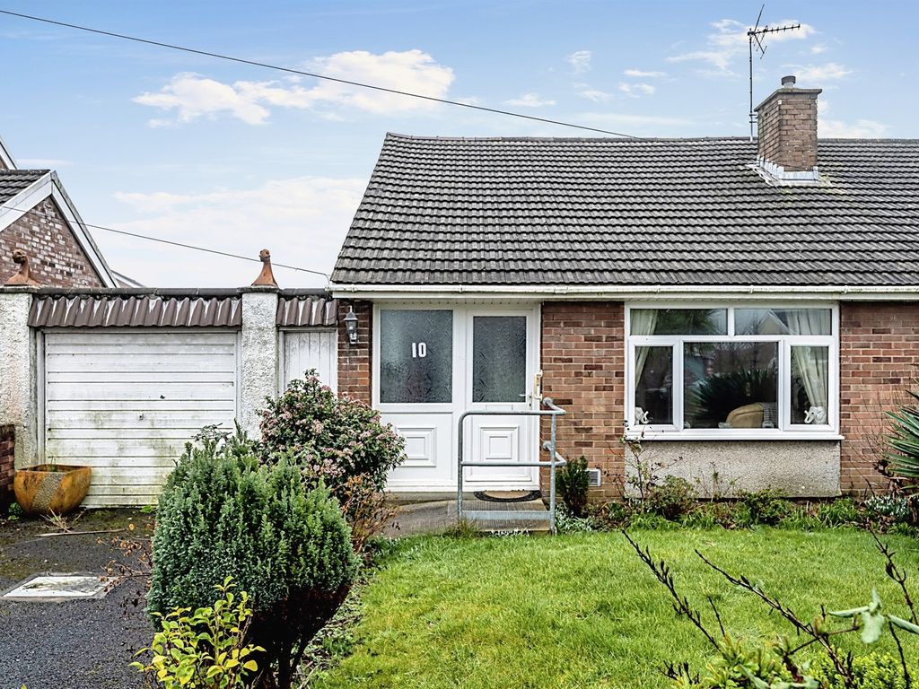 3 bed semidetached bungalow for sale in MaesYrHaf, North Cornelly