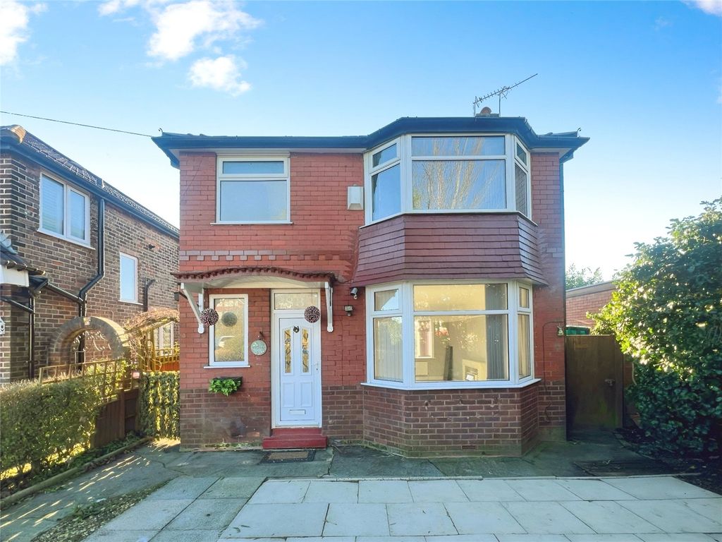 3 bed detached house to rent in East Lancashire Road, Swinton