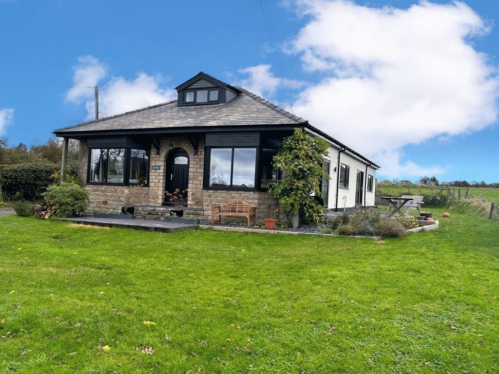 3 bed detached house for sale in Combs Road, ChapelEnLeFrith, High Peak SK23, £750,000 Zoopla