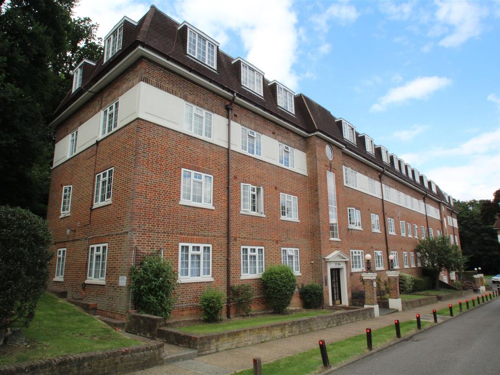 3 bed flat to rent in Sudbury Hill, HarrowOnTheHill, Harrow HA1 Zoopla