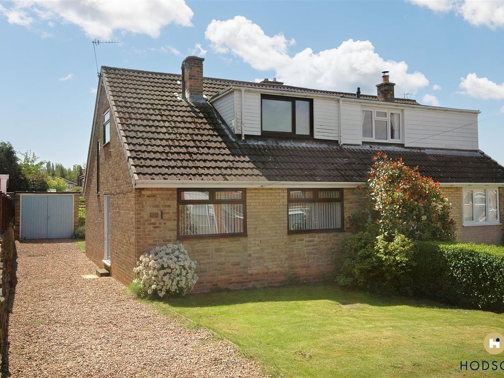 3 bed semidetached house for sale in Milnthorpe Drive, Sandal