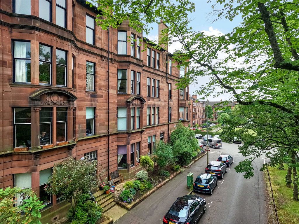 4 bed flat for sale in Queensborough Gardens, Hyndland, Glasgow G12
