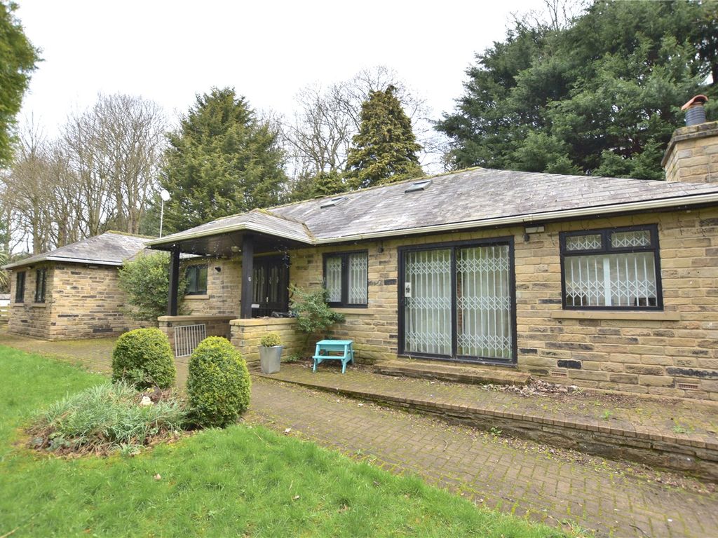 3 bed bungalow for sale in Beck Bottom, Calverley, Pudsey, West
