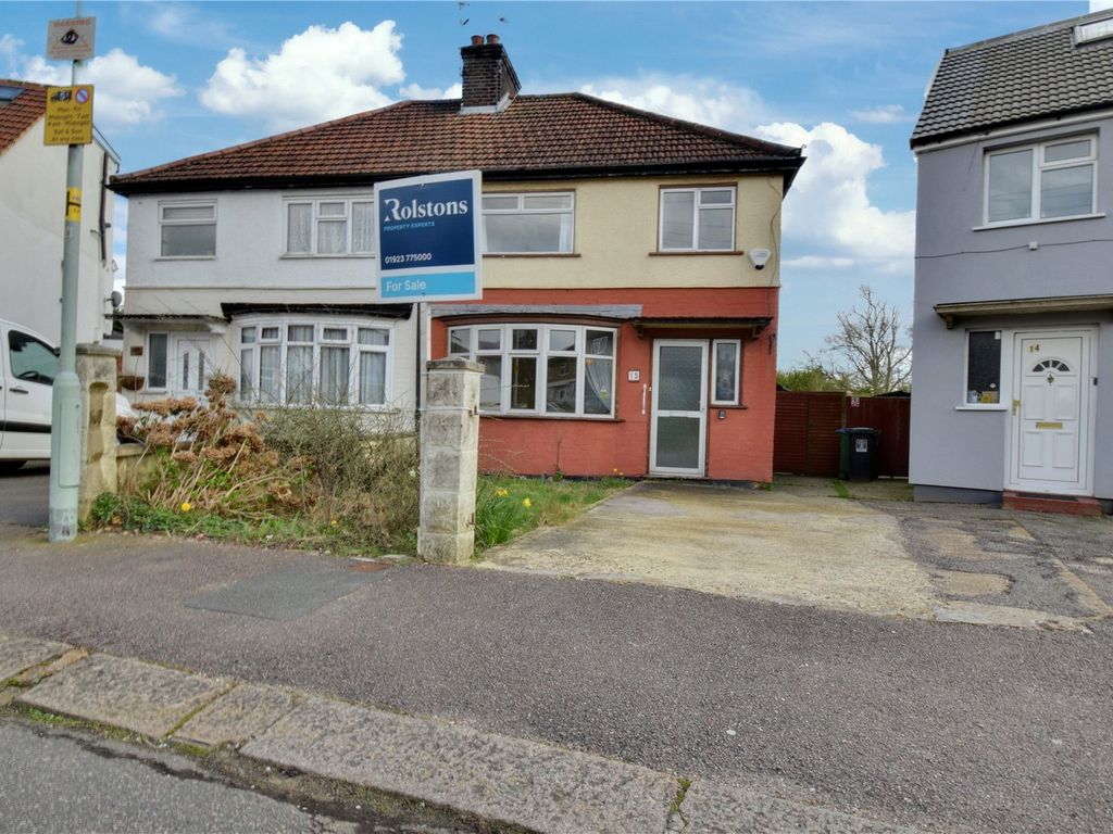 3 bed semidetached house for sale in Pomeroy Crescent, Watford