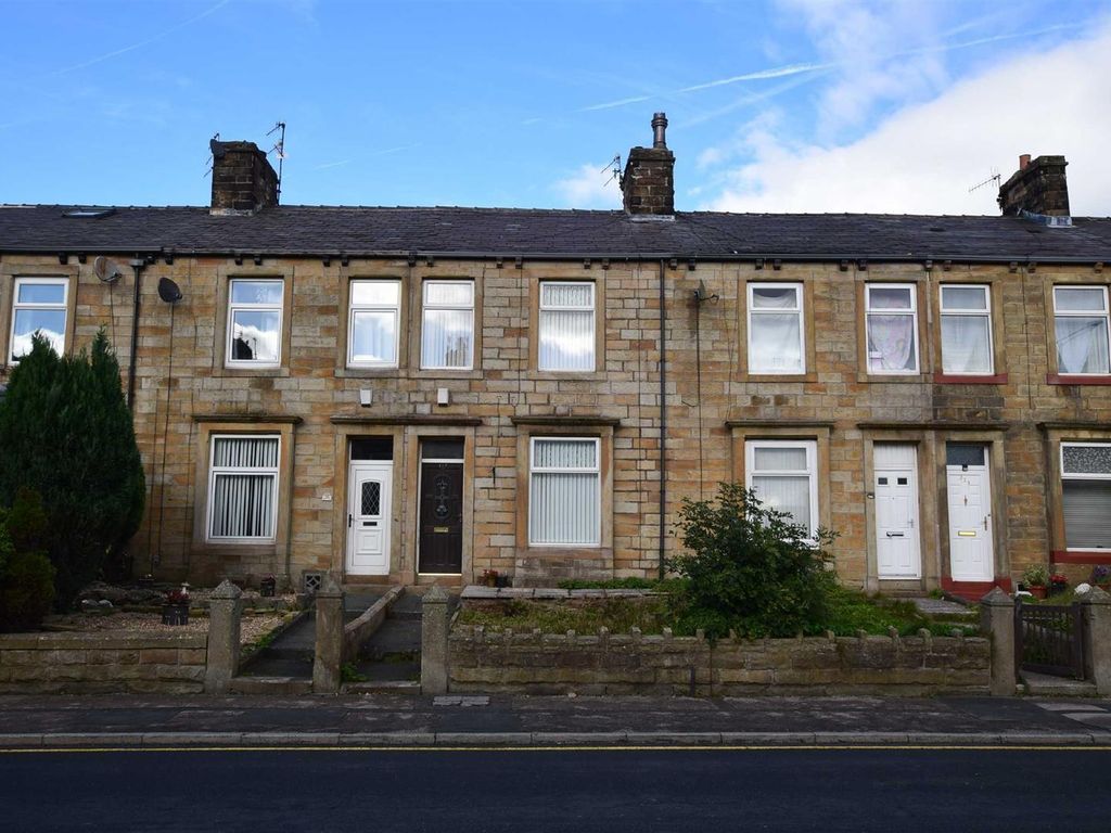 3 bed terraced house to rent in Padiham Road, Burnley BB12, £650 pcm