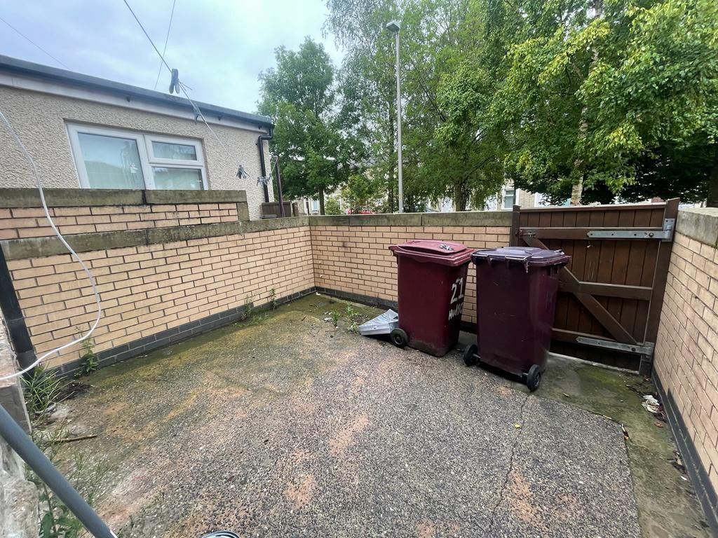 2 bed terraced house to rent in Hudson Street, Burnley BB11 Zoopla