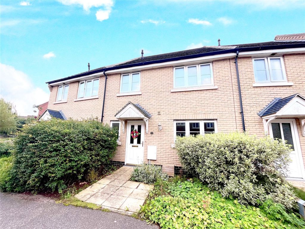 3 bed end terrace house for sale in Arnold Pitcher Close, North Walsham