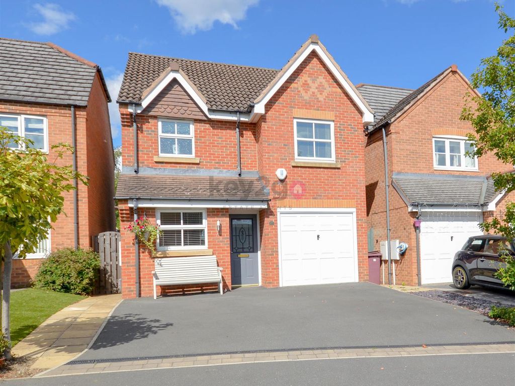 3 bed detached house for sale in Frithwood Drive, Dronfield S18 Zoopla