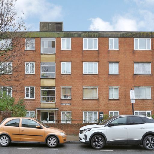 Green Lanes, Stoke Newington N16