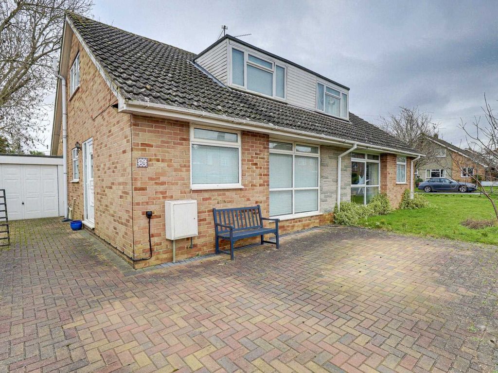 3 bed semidetached house for sale in Woodcote Way, Caversham Heights