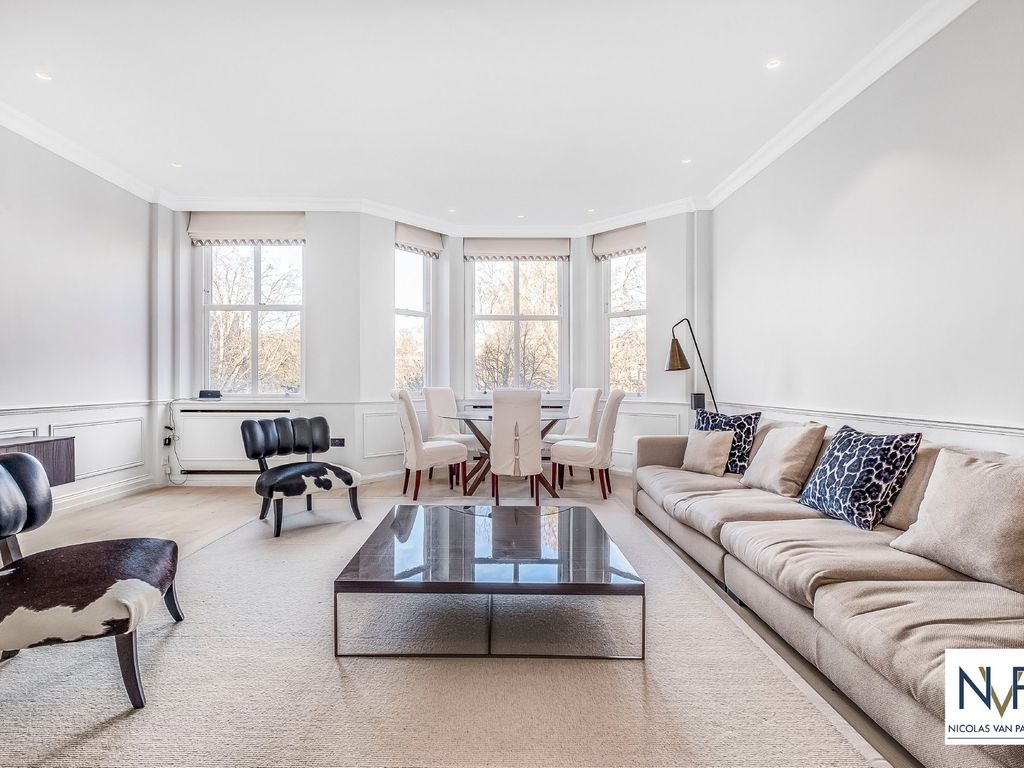 3 bed flat to rent in Cadogan Square, London SW1X Zoopla