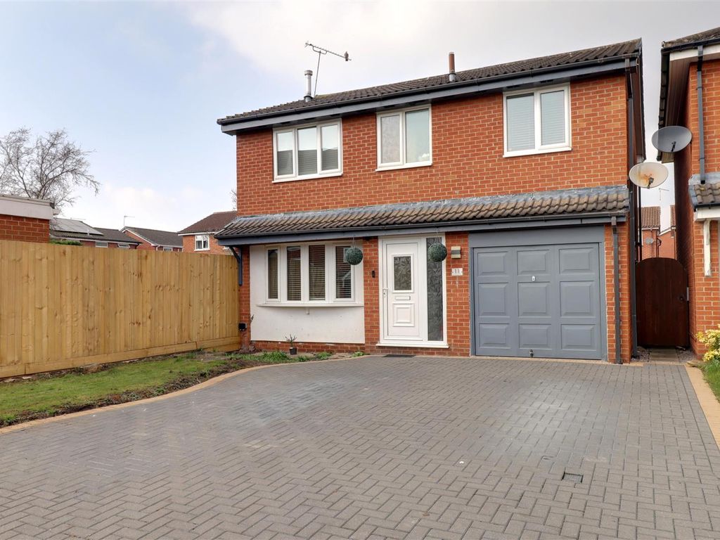 4 bed detached house for sale in Cranebrook Close, Leighton, Crewe CW1, £181,000 Zoopla