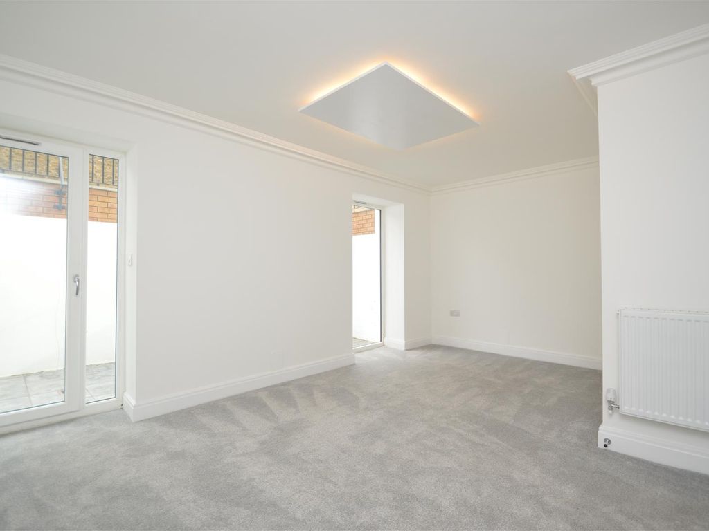 Tynemouth Road, London N15  