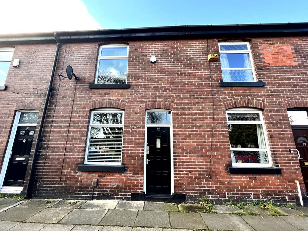2 bed terraced house for sale in Alma Street, Radcliffe M26, £130,000