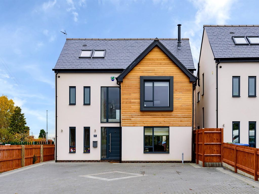 5 bed detached house for sale in Watts Lane, Hillmorton, Rugby CV21