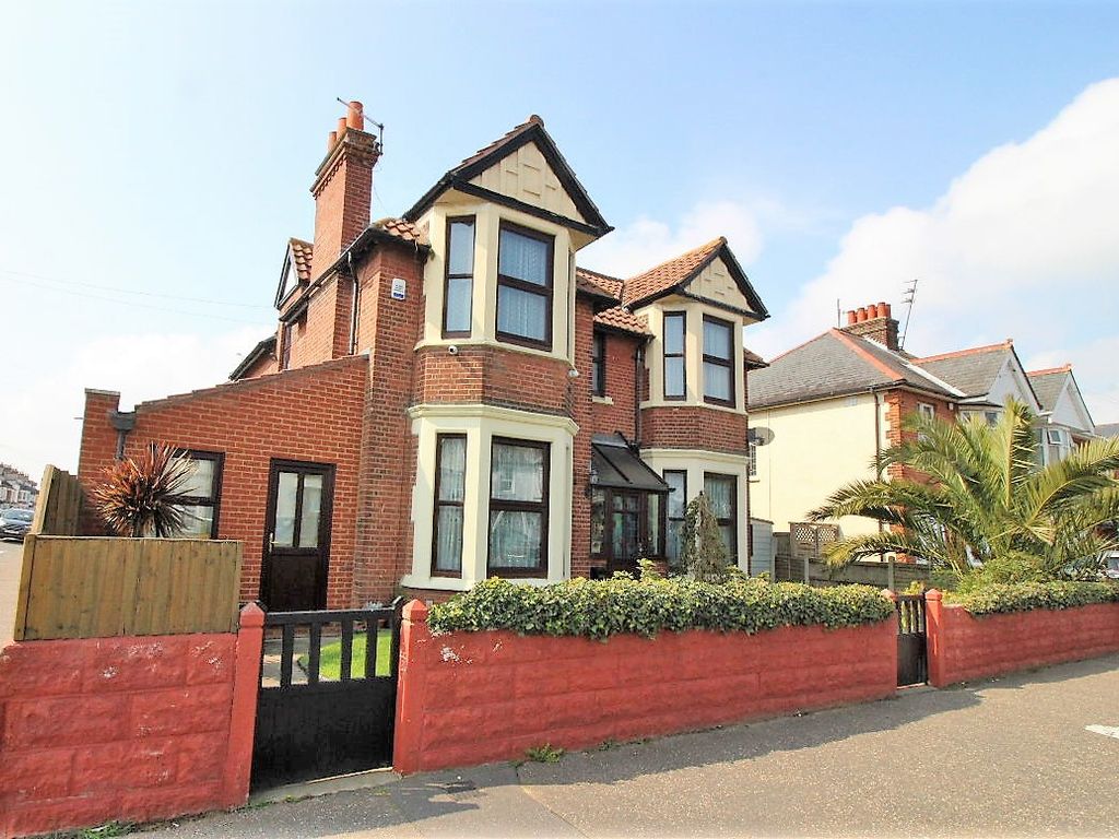 4 bed detached house for sale in Wellesley Road, Clacton On Sea CO15