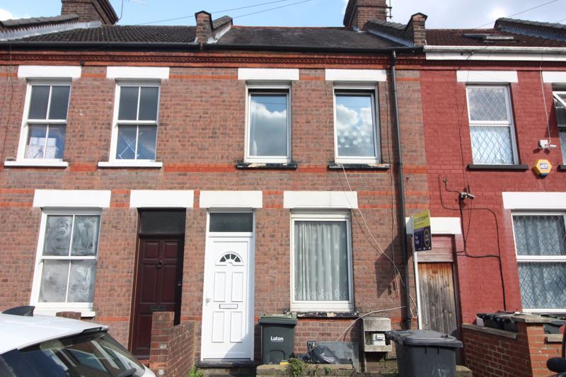 2 bed terraced house for sale in Malvern Road, Luton LU1, £235,000 Zoopla