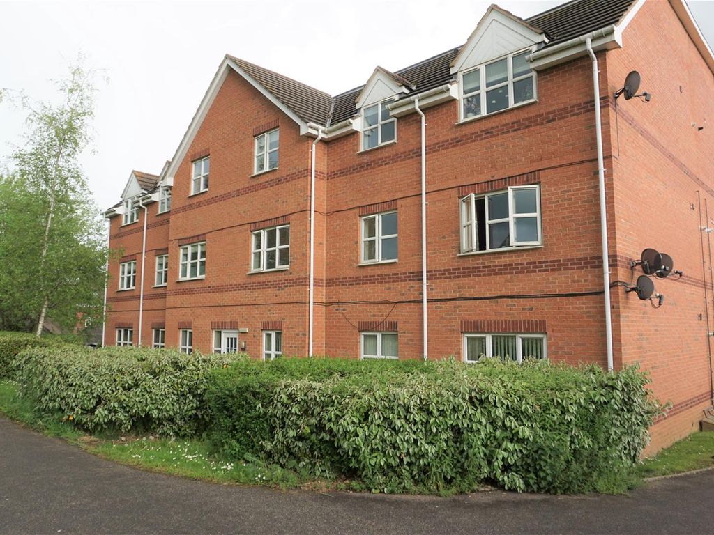 2 bed flat for sale in Hanbury Close, Daventry NN11 Zoopla