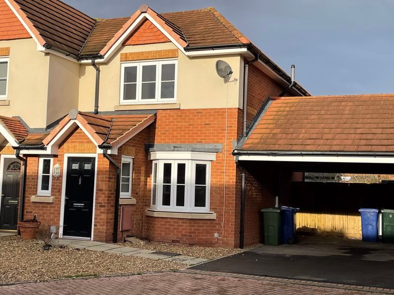 3 bed semidetached house to rent in Crocus Avenue, Minster On Sea