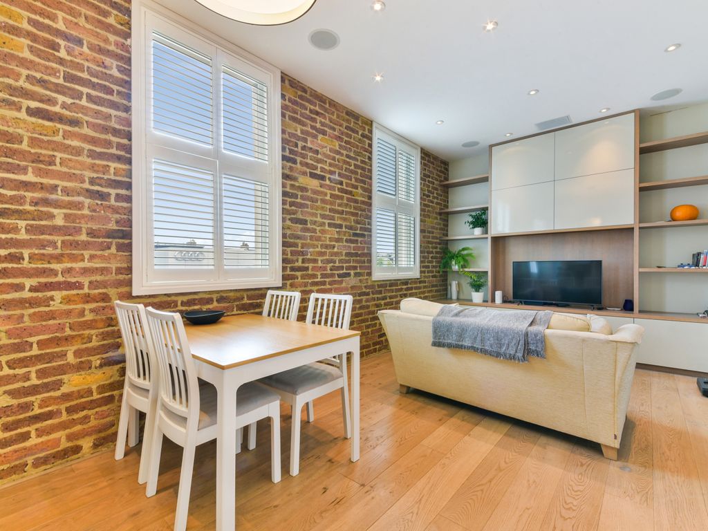 2 bed flat to rent in Kingston Road, London SW19, £2,380 pcm Zoopla