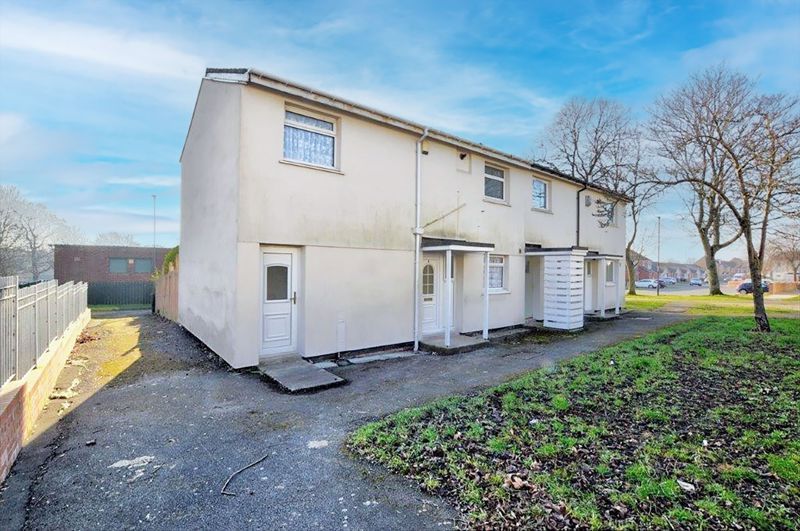 3 bed semidetached house for sale in Crosslaw, West Denton, Newcastle