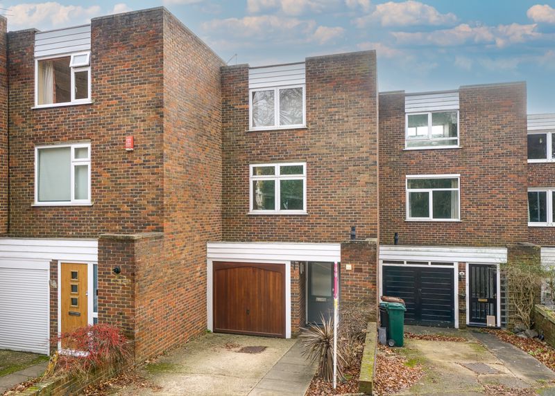 3 bed terraced house for sale in Townfield, Rickmansworth WD3 Zoopla