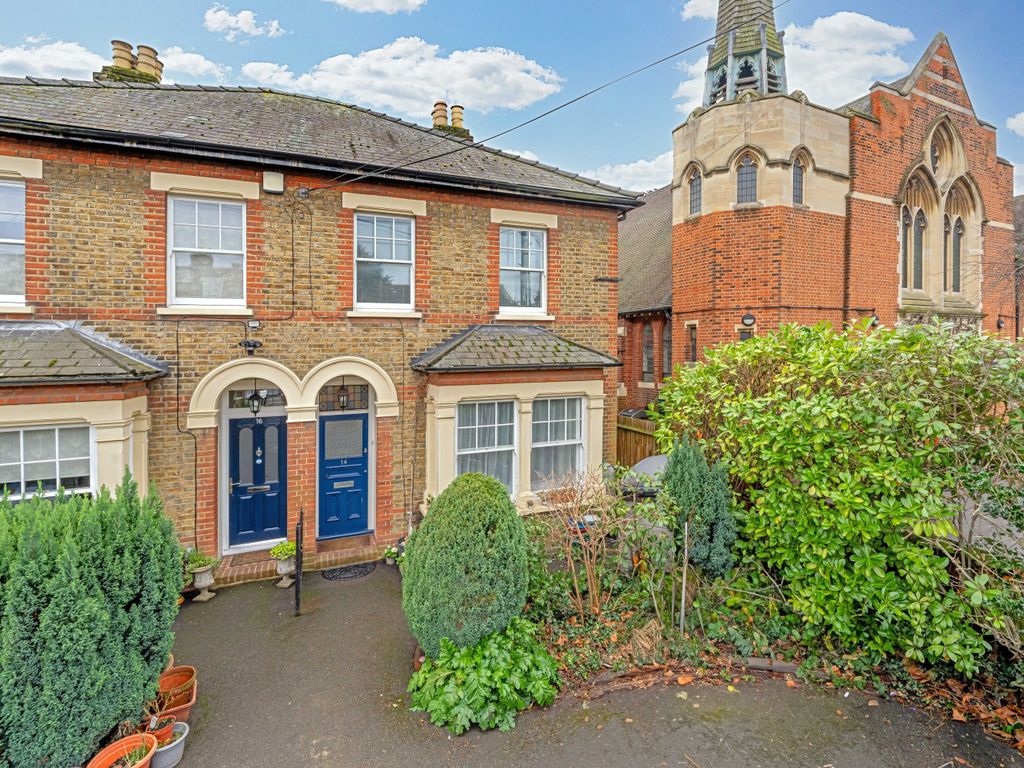 3 bed semidetached house for sale in Hanworth Road, Hounslow TW13, £