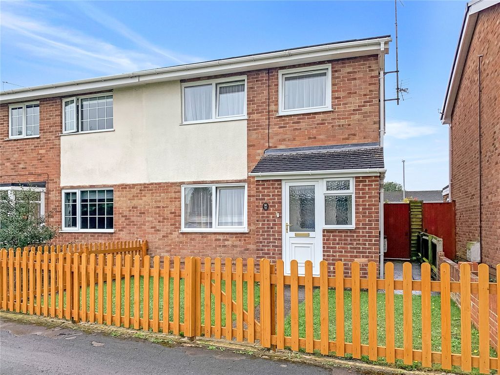 3 bed semidetached house for sale in Hathaway Road, Upper Stratton, Swindon SN2, £265,000 Zoopla
