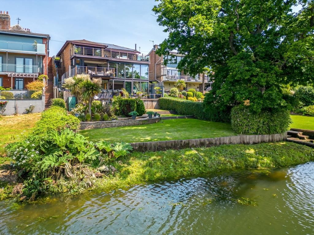 4 bed detached house for sale in Countess Wear Road, Countess Wear