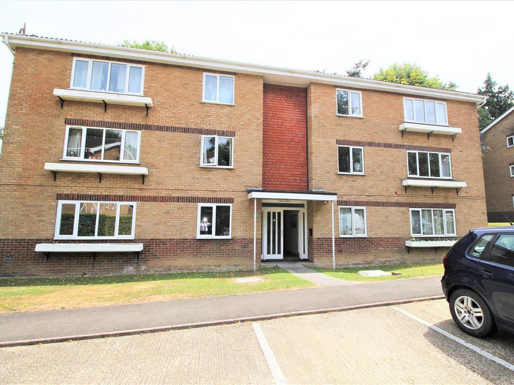 1 bed flat to rent in Road, Crawley RH10 Zoopla