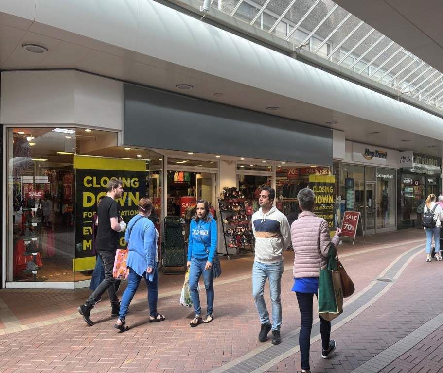 Retail premises to let in 2022 South Walk, Cwmbran, Cwmbran NP44, £