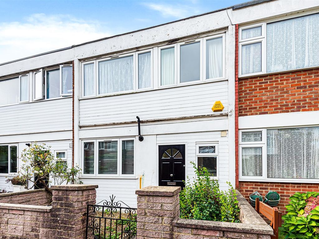 5 bed terraced house to rent in Swanwick Close, London SW15 Zoopla