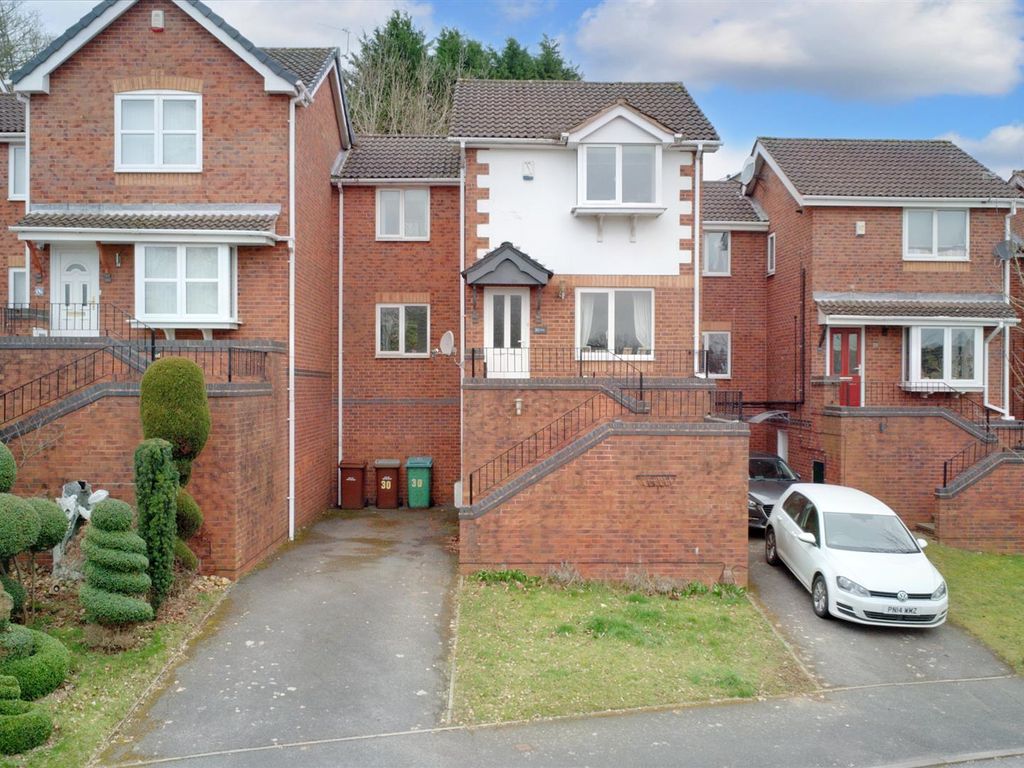 3 bed linkdetached house for sale in Pendle Crescent, Mapperley