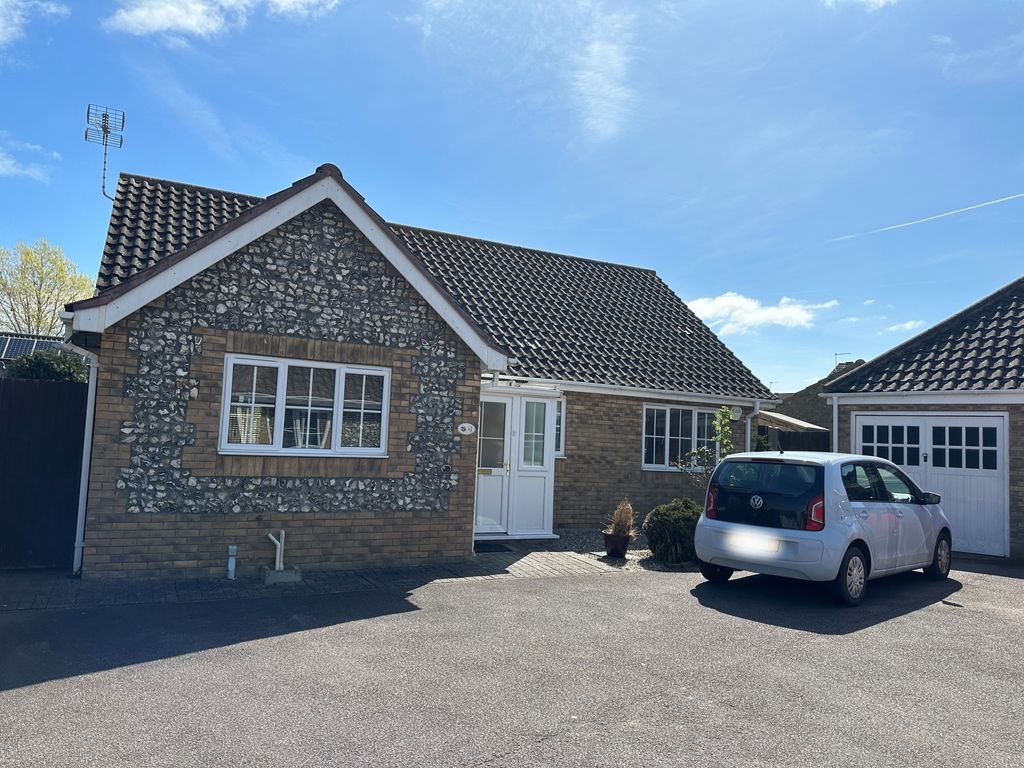 3 bed detached bungalow for sale in Watsons Close, Hopton, Great Yarmouth NR31 Zoopla