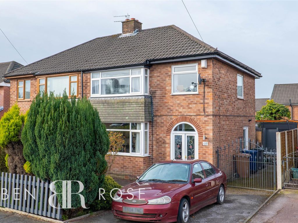 3 bed semidetached house for sale in St. Marys Close, WaltonLeDale