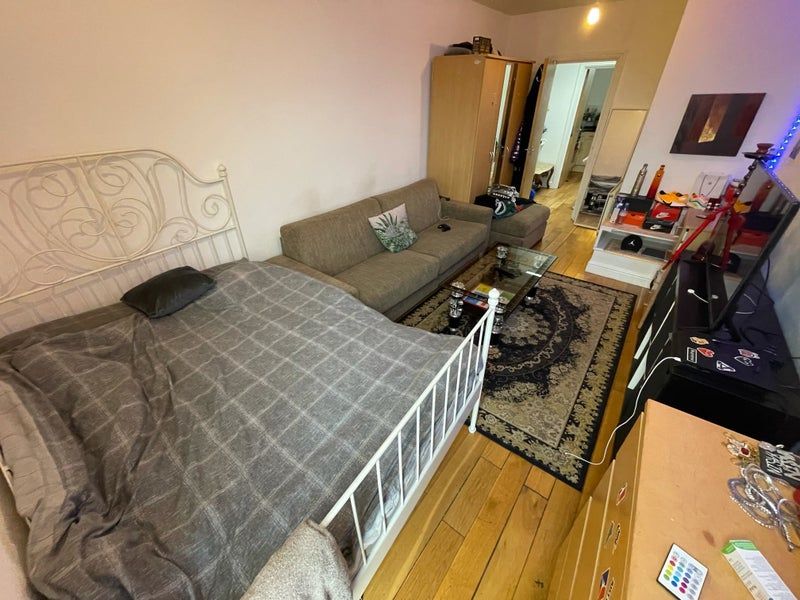 3 bed flat to rent in Landor Road, London SW9, £2,300 pcm Zoopla