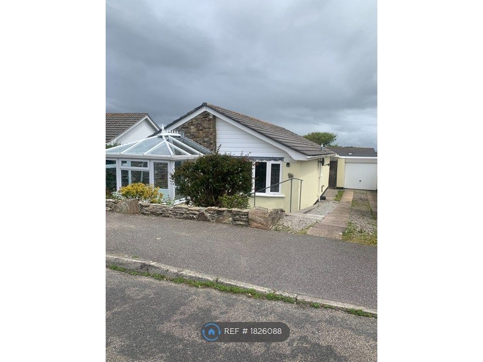 3 bed bungalow to rent in Lawrence Road, St. Agnes TR5, £1,250 pcm Zoopla