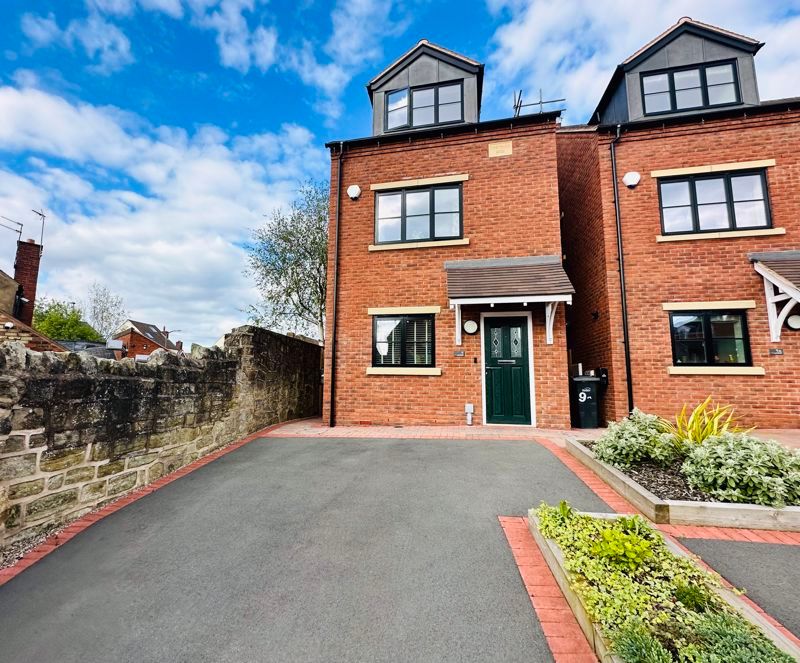 3 bed detached house for sale in Lake Street, Lower Gornal, Dudley DY3