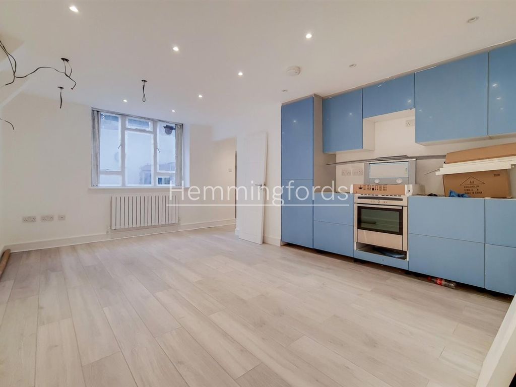 2 bed flat to rent in Orsett Terrace, London W2, £2,500 pcm Zoopla
