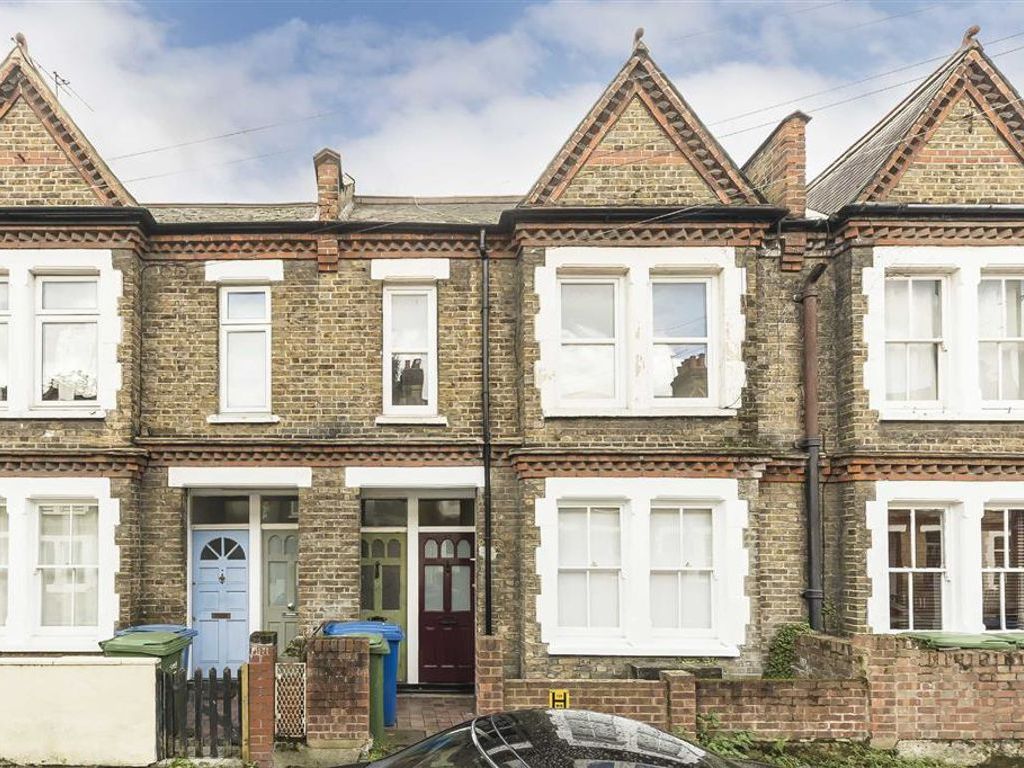 2 bed flat for sale in Aylesbury Road, London SE17, £375,000 Zoopla