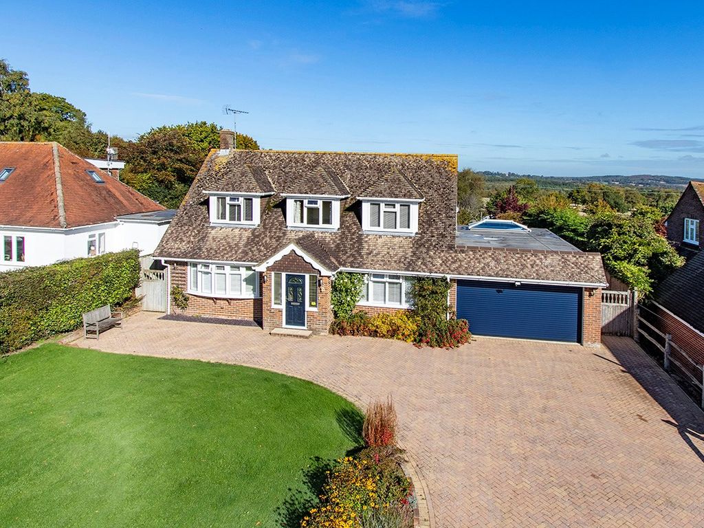 3 bed detached house for sale in Netherfield Hill, Battle TN33 Zoopla