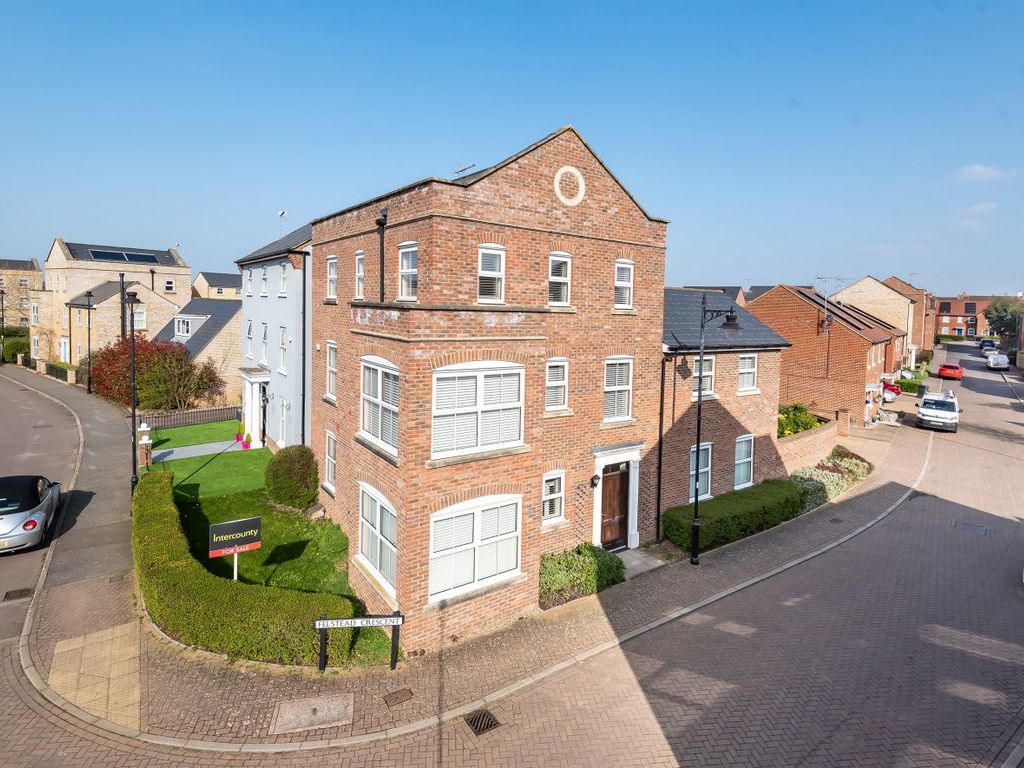 5 bed detached house for sale in Felstead Crescent, Stansted CM24 Zoopla