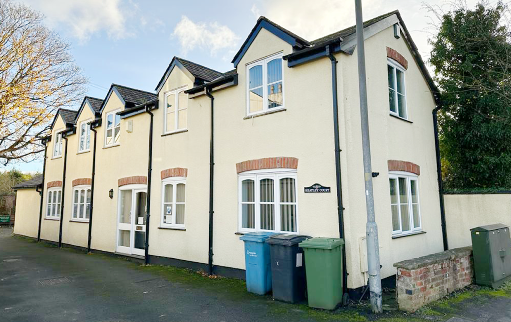 Office to let in Mill Lane, Lymm WA13, £8,400 pa Zoopla